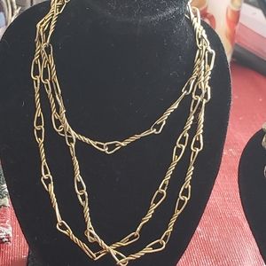 Beautiful gold infinity chain
